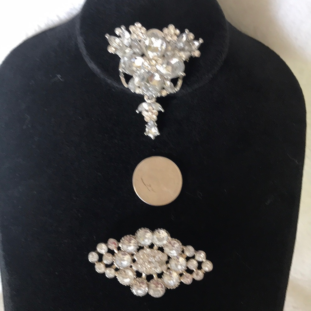 2pc Rhinestone Brooch - Picture 2 of 6